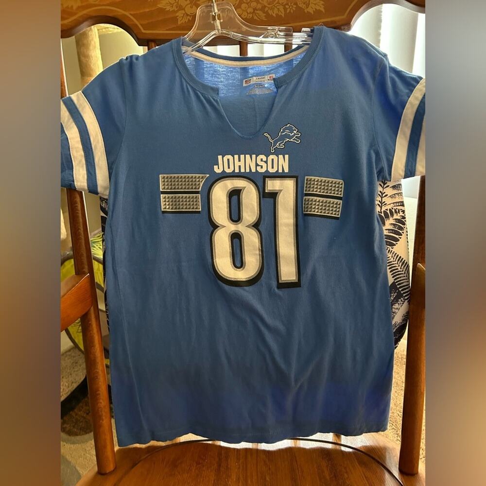 Lions NFL Team Lions Apparel, Johnson number 87 player Women Small